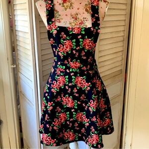 Overall dress